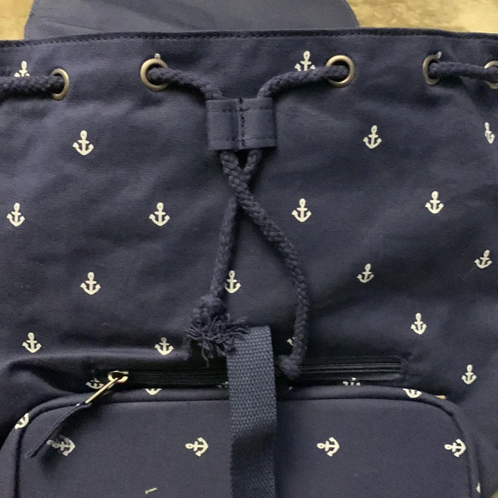 New Roxy drawstring backpack. - Picture 5 of 8